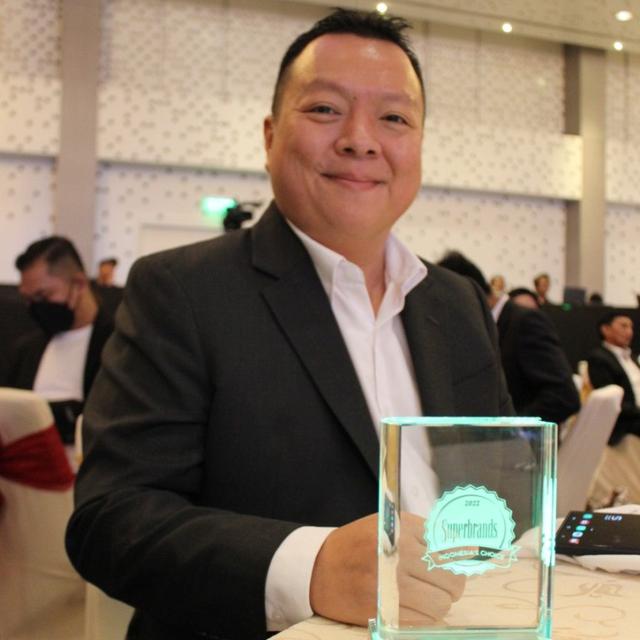 You are currently viewing Pemanas Air Tenaga Matahari yang Viral Raih Superbrands Award Dua Tahun Berturut-turut